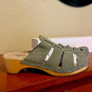 UGG suede clogs size 8